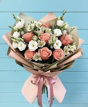 Букет цветов из:  Розы, Альстромерии и Лизиантусы в Вершино-Дарасунском