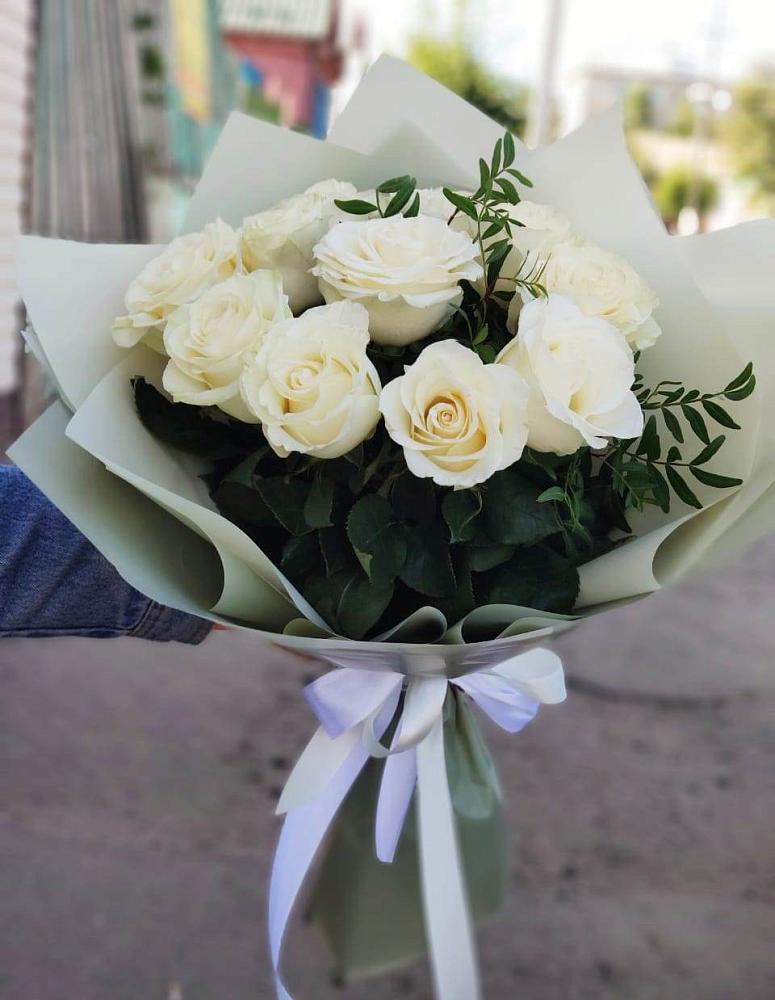 Букет Белые розы Проуд в Вершино-Дарасунском