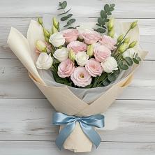 Букет цветов из:  Лизиантусы в Вершино-Дарасунском