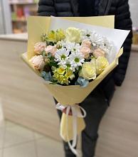 Букет цветов из:  Альстромерии, Розы и Хризантемы в Вершино-Дарасунском