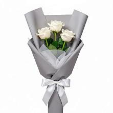 Букет 3 белые розы в Вершино-Дарасунском