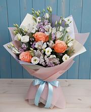 Букет цветов из:  Лизиантусы, Розы, Альстромерии и Гипсофила в Вершино-Дарасунском