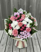 Букет цветов из:  Альстромерии, Гвоздики, Розы и Хризантемы в Вершино-Дарасунском