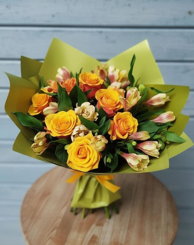 Букет цветов из: Альстромерии и Розы в Вершино-Дарасунском