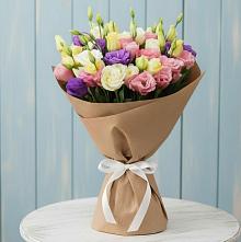 Букет цветов из:  Лизиантусы в Вершино-Дарасунском