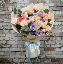 Букет цветов из:  Розы, Лизиантусы и Гвоздики #REPLACE_PRED# Вершино-Дарасунском
